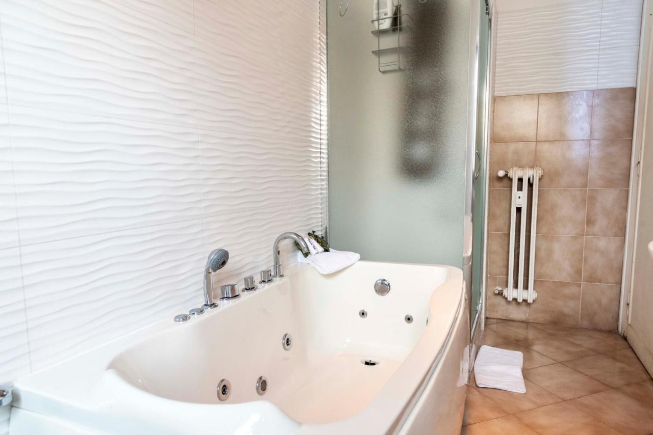 Merulana Suite S.Peter โรม ภายนอก รูปภาพ